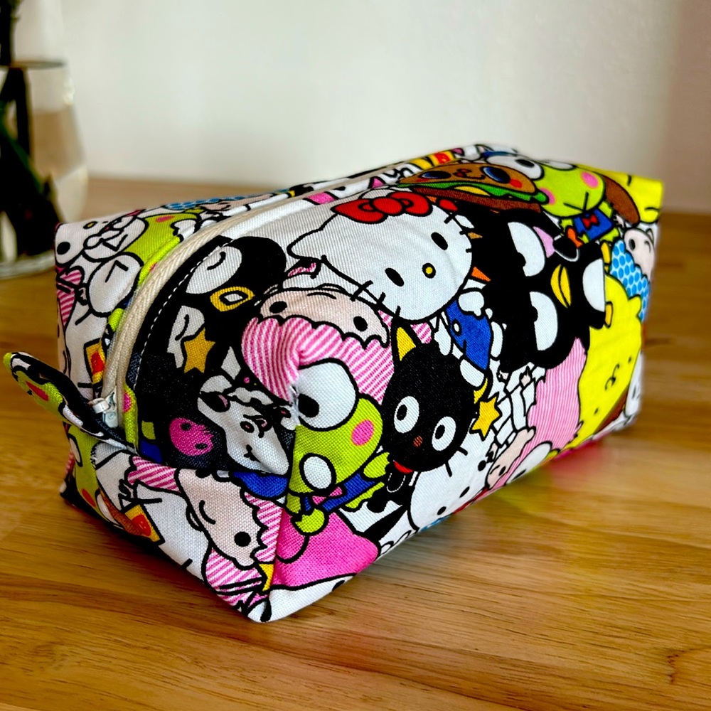Handmade Sanrio characters makeup Pouch -NEW